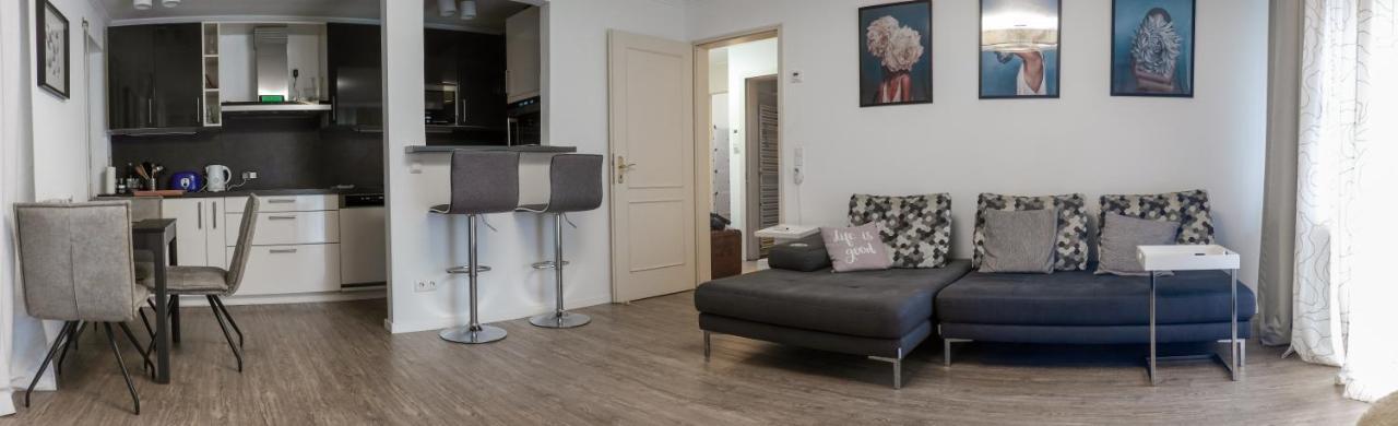Ruhige Ferienwohnung Mitten In Wiesbaden Eksteriør bilde